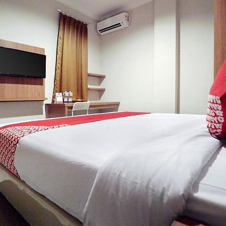 Oyo 415 The Kartini 8 Residence Cakarta Dış mekan fotoğraf
