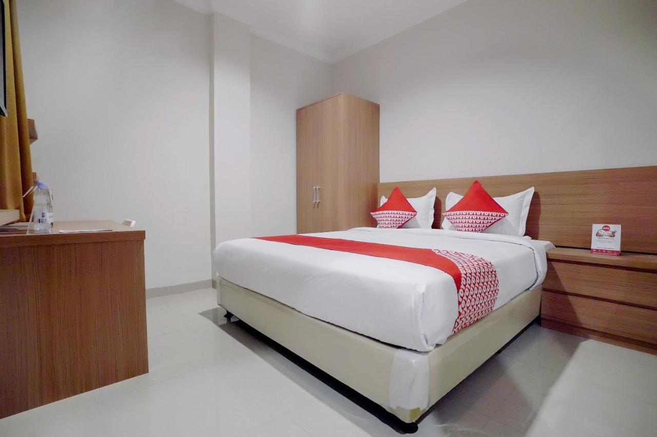Oyo 415 The Kartini 8 Residence Cakarta Dış mekan fotoğraf