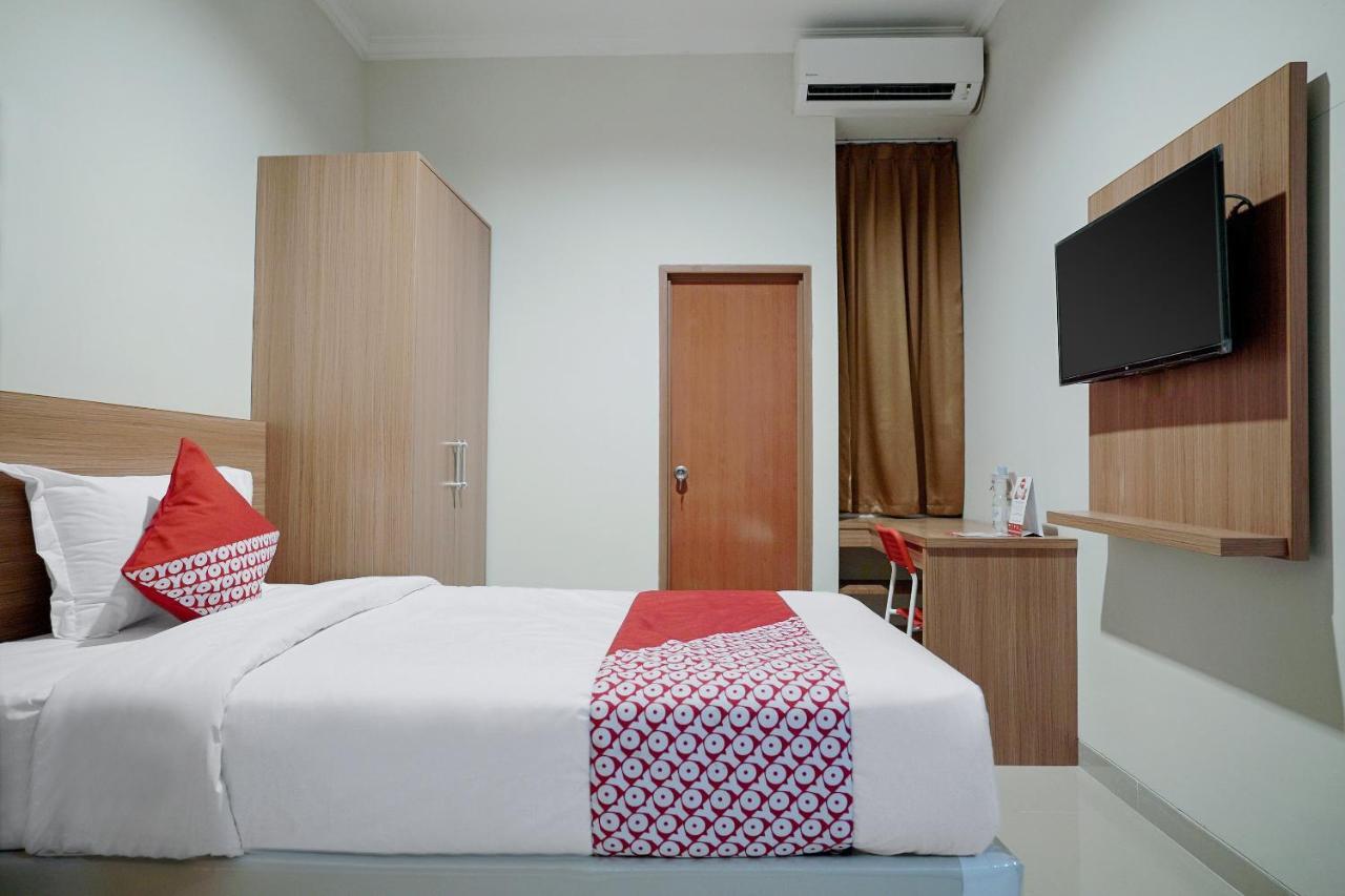 Oyo 415 The Kartini 8 Residence Cakarta Dış mekan fotoğraf