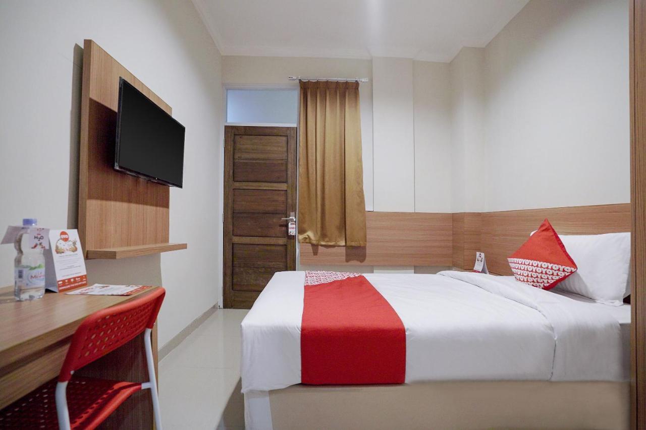 Oyo 415 The Kartini 8 Residence Cakarta Dış mekan fotoğraf