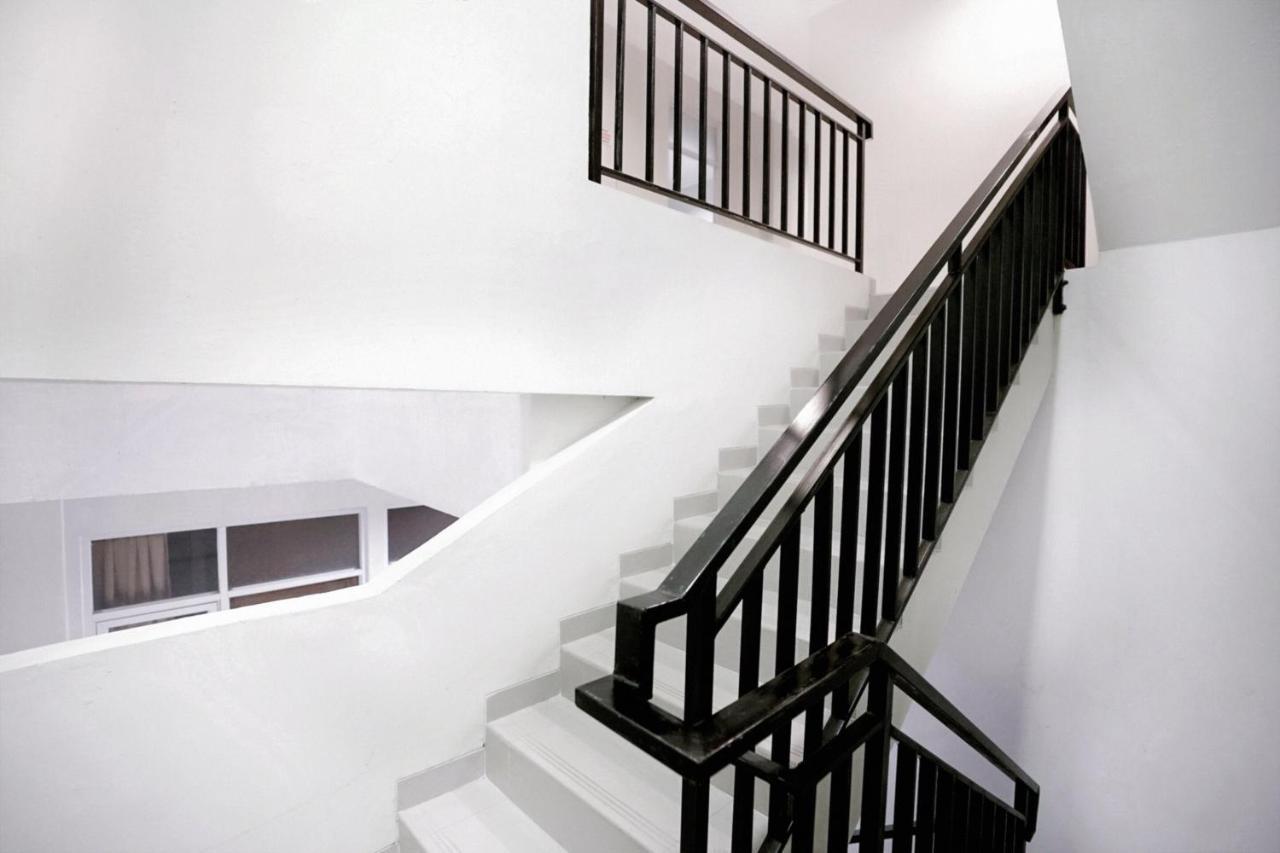 Oyo 415 The Kartini 8 Residence Cakarta Dış mekan fotoğraf