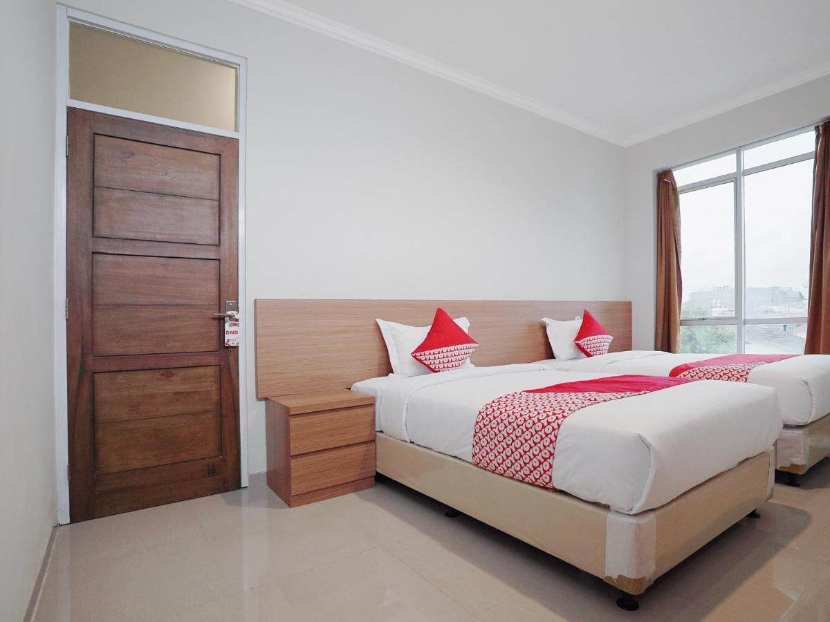 Oyo 415 The Kartini 8 Residence Cakarta Dış mekan fotoğraf