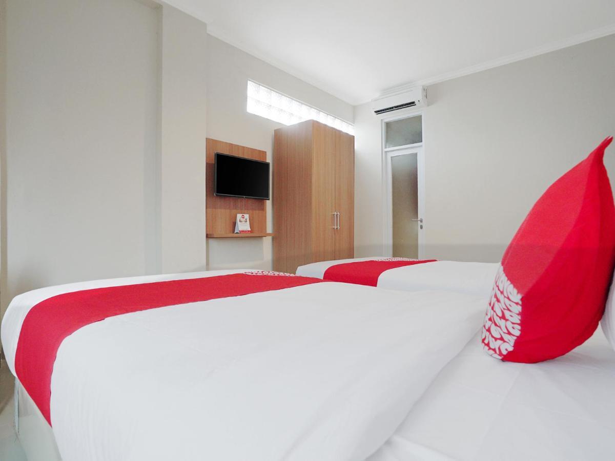 Oyo 415 The Kartini 8 Residence Cakarta Dış mekan fotoğraf