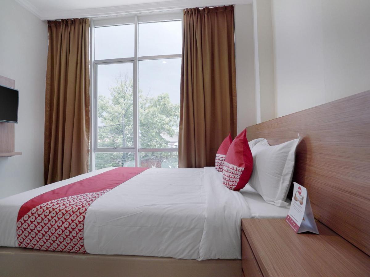 Oyo 415 The Kartini 8 Residence Cakarta Dış mekan fotoğraf