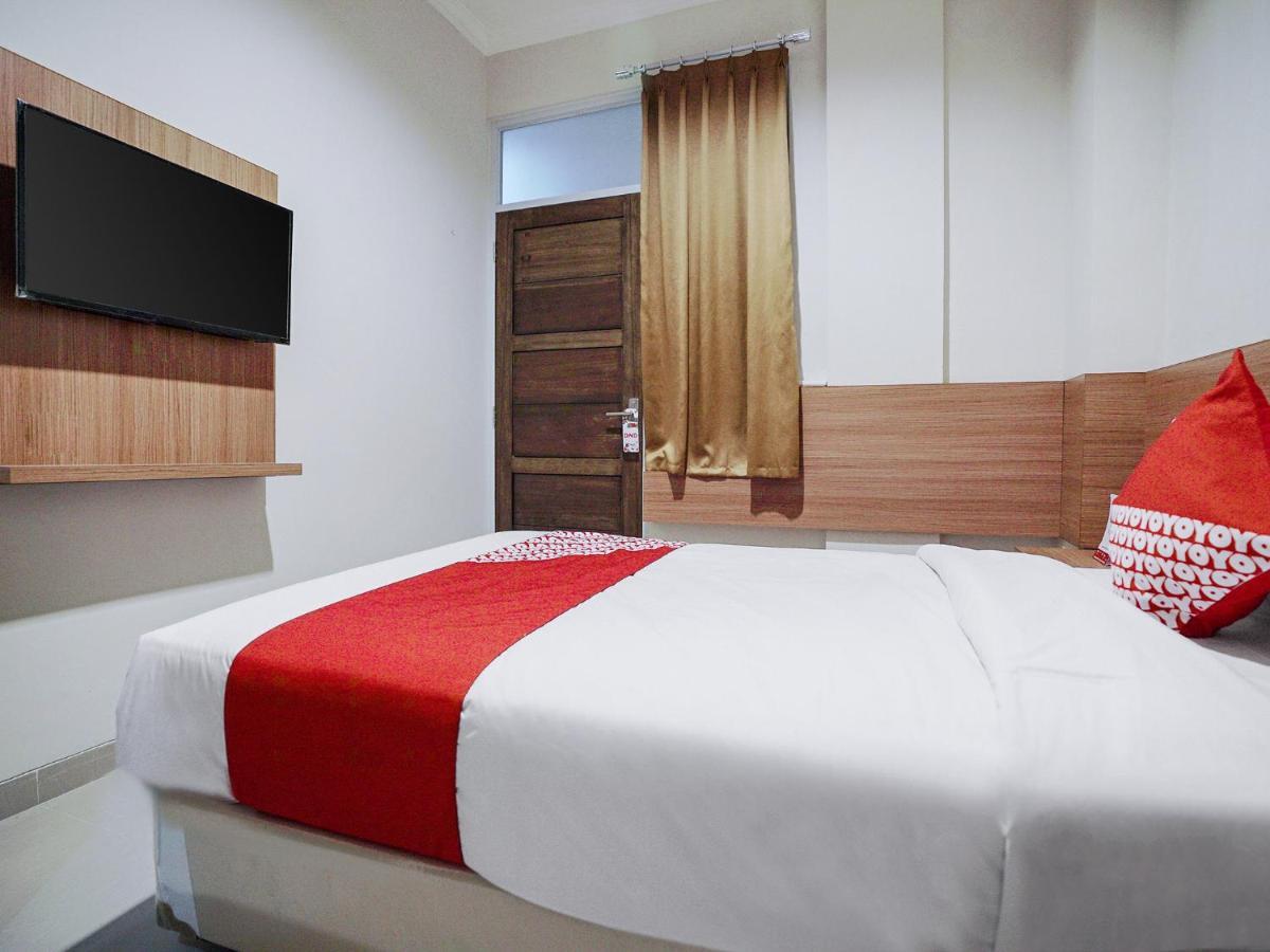 Oyo 415 The Kartini 8 Residence Cakarta Dış mekan fotoğraf