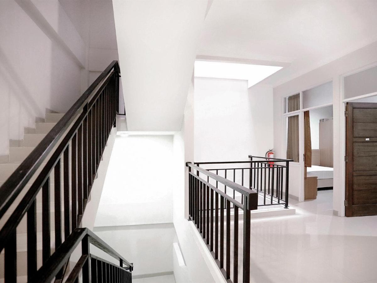 Oyo 415 The Kartini 8 Residence Cakarta Dış mekan fotoğraf